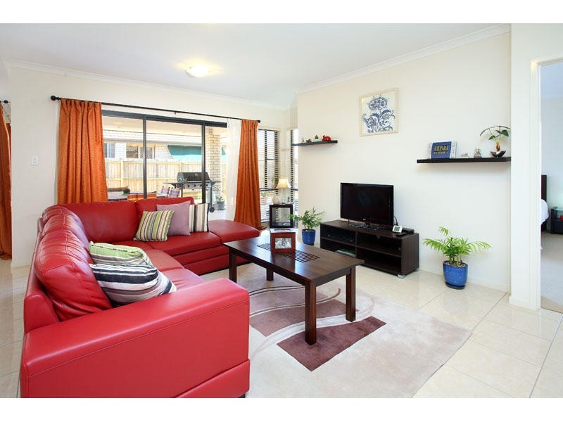 12 Springbrook Place, Moggill QLD 4070